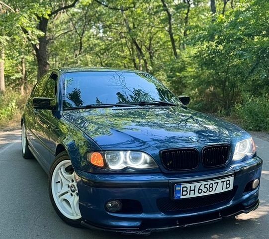 Синий БМВ 3 Серия, объемом двигателя 2.49 л и пробегом 292 тыс. км за 8500 $, фото 1 на Automoto.ua