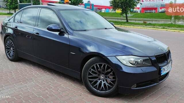 Синий БМВ 3 Серия, объемом двигателя 2 л и пробегом 500 тыс. км за 7600 $, фото 1 на Automoto.ua