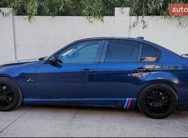 Синий БМВ 3 Серия, объемом двигателя 2 л и пробегом 124 тыс. км за 7999 $, фото 1 на Automoto.ua