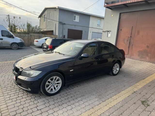 Синий БМВ 3 Серия, объемом двигателя 2 л и пробегом 240 тыс. км за 6725 $, фото 1 на Automoto.ua
