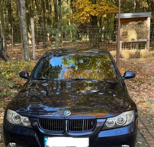 Синий БМВ 3 Серия, объемом двигателя 3 л и пробегом 304 тыс. км за 12500 $, фото 1 на Automoto.ua