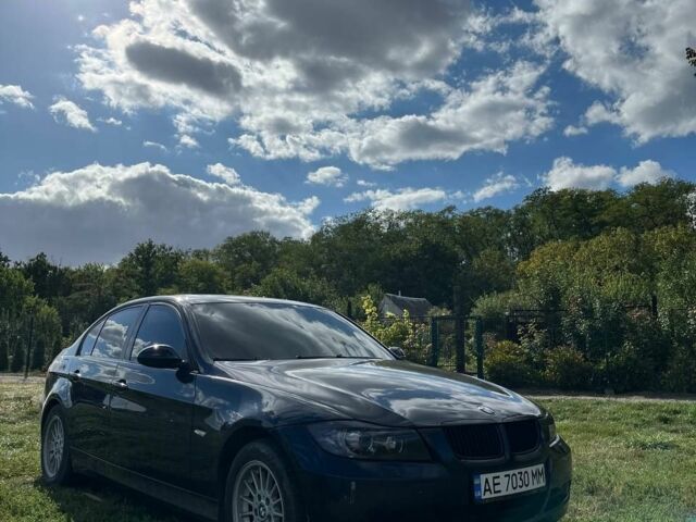 Синий БМВ 3 Серия, объемом двигателя 2 л и пробегом 298 тыс. км за 5900 $, фото 1 на Automoto.ua