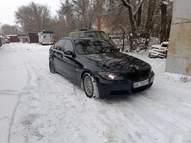 Синий БМВ 3 Серия, объемом двигателя 2 л и пробегом 298 тыс. км за 6000 $, фото 1 на Automoto.ua