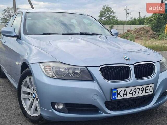 Синій БМВ 3 Серія, об'ємом двигуна 2 л та пробігом 207 тис. км за 10400 $, фото 1 на Automoto.ua
