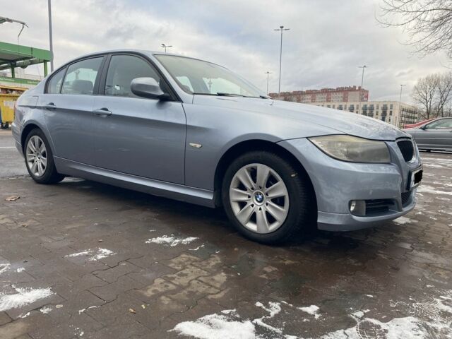 Синий БМВ 3 Серия, объемом двигателя 2 л и пробегом 218 тыс. км за 9500 $, фото 1 на Automoto.ua