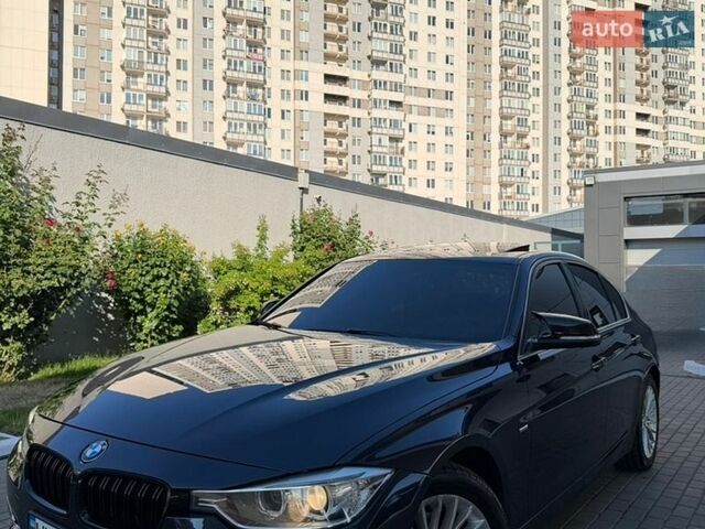 Синий БМВ 3 Серия, объемом двигателя 2 л и пробегом 189 тыс. км за 13000 $, фото 1 на Automoto.ua