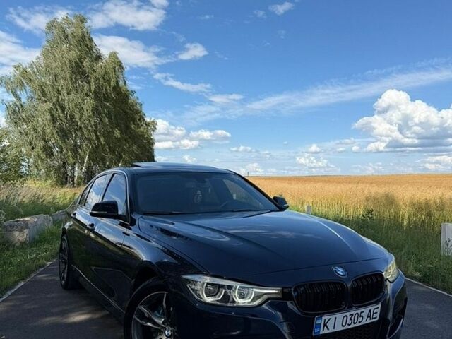 Синій БМВ 3 Серія, об'ємом двигуна 2 л та пробігом 196 тис. км за 12700 $, фото 1 на Automoto.ua