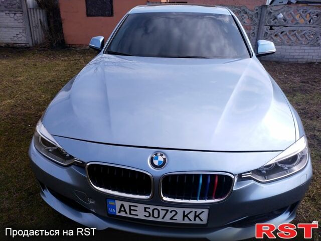 Синій БМВ 3 Серія, об'ємом двигуна 2 л та пробігом 122 тис. км за 13700 $, фото 1 на Automoto.ua