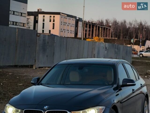 Синий БМВ 3 Серия, объемом двигателя 2 л и пробегом 292 тыс. км за 10900 $, фото 1 на Automoto.ua