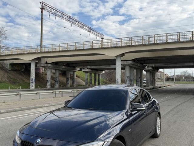 Синий БМВ 3 Серия, объемом двигателя 2 л и пробегом 189 тыс. км за 13500 $, фото 1 на Automoto.ua