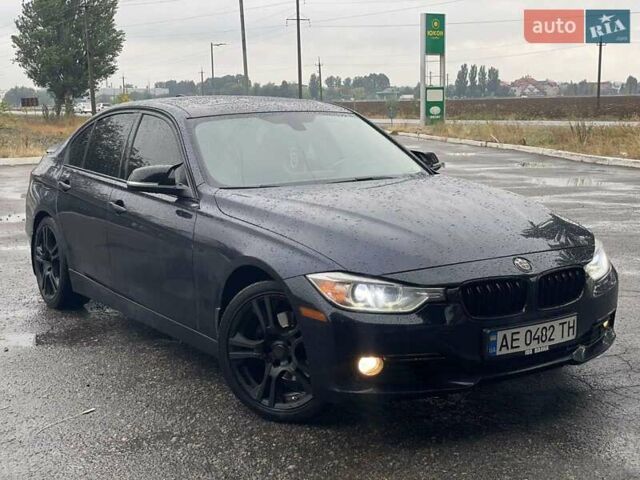 Синій БМВ 3 Серія, об'ємом двигуна 2 л та пробігом 162 тис. км за 13200 $, фото 1 на Automoto.ua