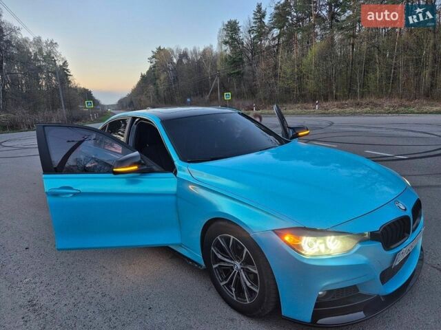 Синій БМВ 3 Серія, об'ємом двигуна 2 л та пробігом 130 тис. км за 13000 $, фото 1 на Automoto.ua