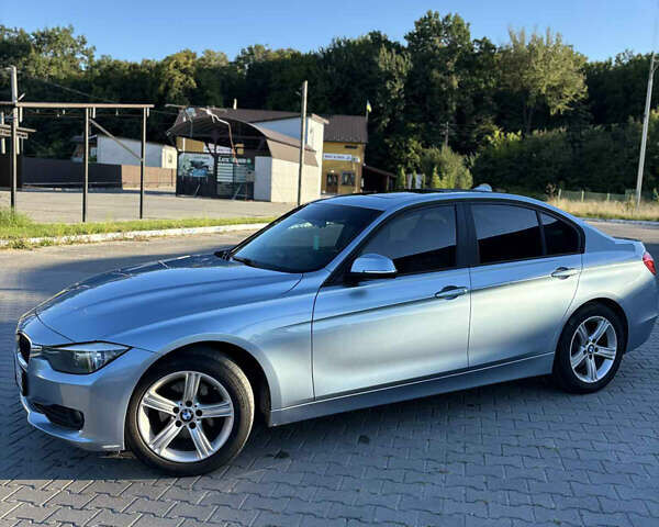 Синій БМВ 3 Серія, об'ємом двигуна 2 л та пробігом 220 тис. км за 12800 $, фото 1 на Automoto.ua