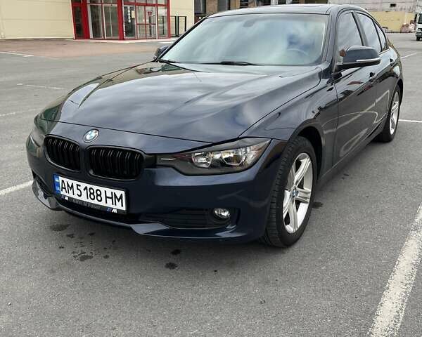 Синій БМВ 3 Серія, об'ємом двигуна 2 л та пробігом 237 тис. км за 10900 $, фото 1 на Automoto.ua