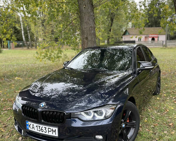 Синій БМВ 3 Серія, об'ємом двигуна 2 л та пробігом 200 тис. км за 14500 $, фото 1 на Automoto.ua