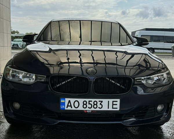 Синий БМВ 3 Серия, объемом двигателя 2 л и пробегом 200 тыс. км за 10800 $, фото 1 на Automoto.ua