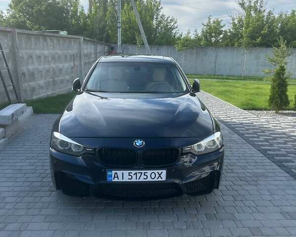 Синий БМВ 3 Серия, объемом двигателя 2 л и пробегом 236 тыс. км за 10500 $, фото 1 на Automoto.ua