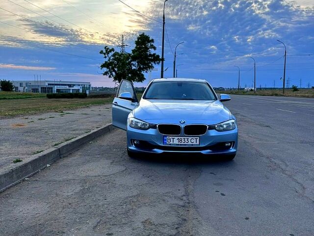 Синий БМВ 3 Серия, объемом двигателя 2 л и пробегом 170 тыс. км за 13200 $, фото 1 на Automoto.ua