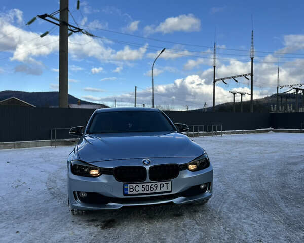 Синий БМВ 3 Серия, объемом двигателя 2 л и пробегом 125 тыс. км за 12500 $, фото 1 на Automoto.ua