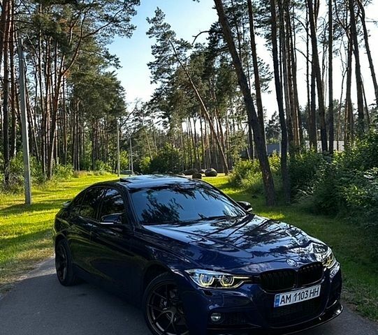 Синій БМВ 3 Серія, об'ємом двигуна 2 л та пробігом 213 тис. км за 19999 $, фото 1 на Automoto.ua