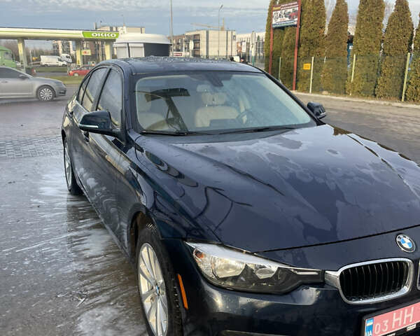 Синій БМВ 3 Серія, об'ємом двигуна 2 л та пробігом 244 тис. км за 12300 $, фото 1 на Automoto.ua