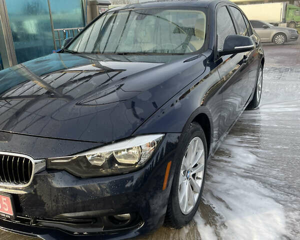 Синій БМВ 3 Серія, об'ємом двигуна 2 л та пробігом 247 тис. км за 11600 $, фото 1 на Automoto.ua