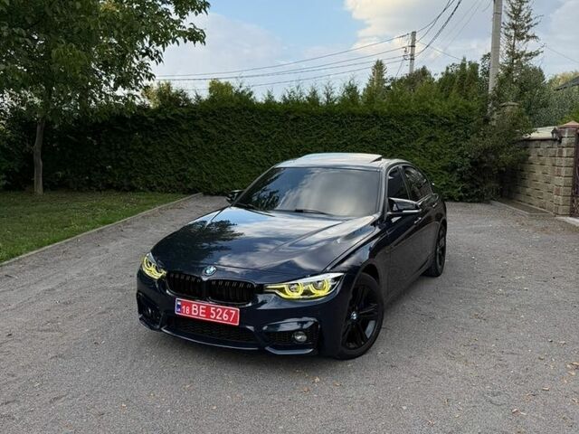 Синій БМВ 3 Серія, об'ємом двигуна 2 л та пробігом 235 тис. км за 11800 $, фото 1 на Automoto.ua