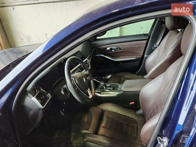 Синій БМВ 3 Серія, об'ємом двигуна 2 л та пробігом 69 тис. км за 25450 $, фото 1 на Automoto.ua