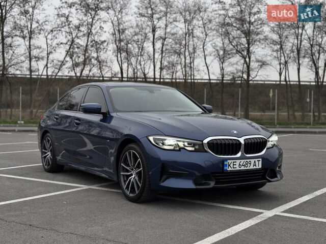 Синий БМВ 3 Серия, объемом двигателя 2 л и пробегом 32 тыс. км за 32000 $, фото 1 на Automoto.ua