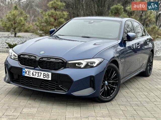 Синий БМВ 3 Серия, объемом двигателя 2 л и пробегом 28 тыс. км за 44500 $, фото 1 на Automoto.ua