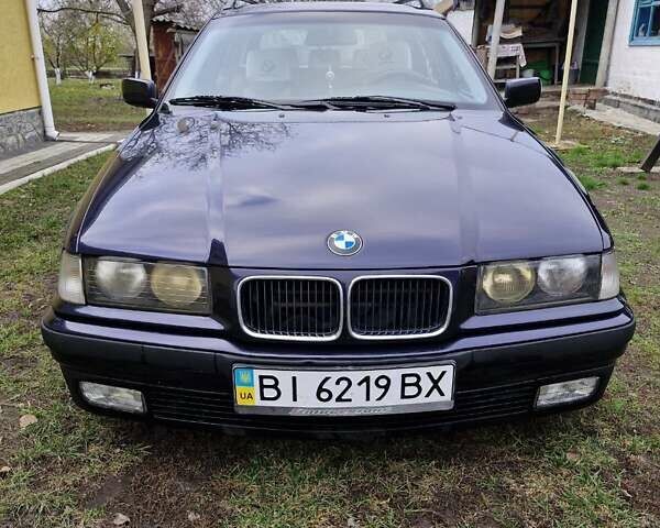 Синий БМВ 3 Серия, объемом двигателя 1.7 л и пробегом 377 тыс. км за 3800 $, фото 1 на Automoto.ua