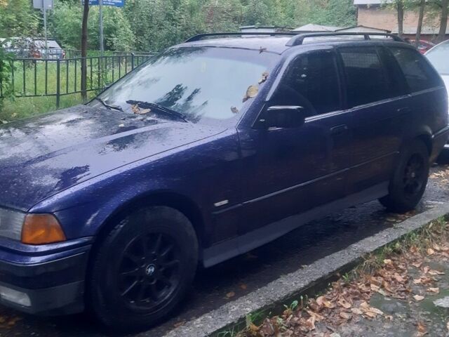 Синий БМВ 3 Серия, объемом двигателя 1.6 л и пробегом 390 тыс. км за 2700 $, фото 1 на Automoto.ua