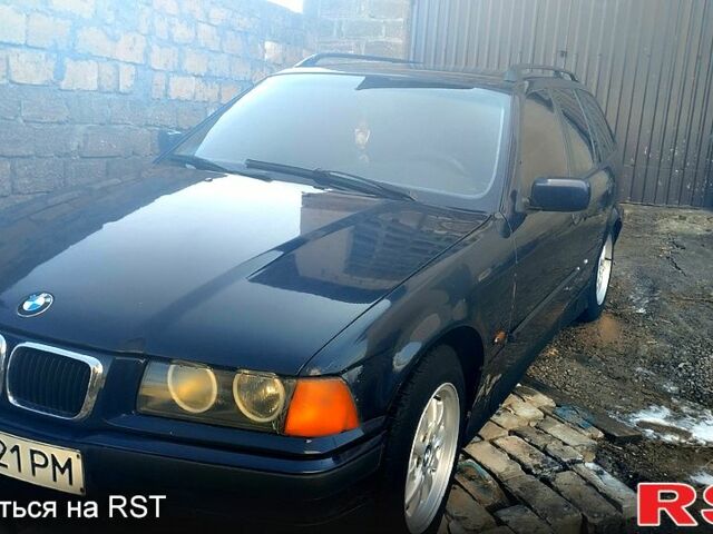 Синій БМВ 3 Серія, об'ємом двигуна 1.6 л та пробігом 340 тис. км за 3000 $, фото 1 на Automoto.ua