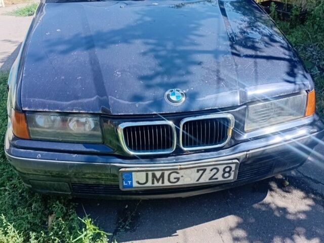 Синій БМВ 3 Серія, об'ємом двигуна 1.6 л та пробігом 350 тис. км за 845 $, фото 1 на Automoto.ua