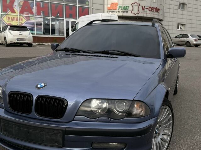 Синий БМВ 3 Серия, объемом двигателя 3 л и пробегом 300 тыс. км за 3900 $, фото 1 на Automoto.ua