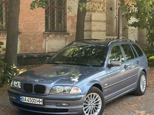 Синий БМВ 3 Серия, объемом двигателя 2 л и пробегом 380 тыс. км за 4500 $, фото 1 на Automoto.ua