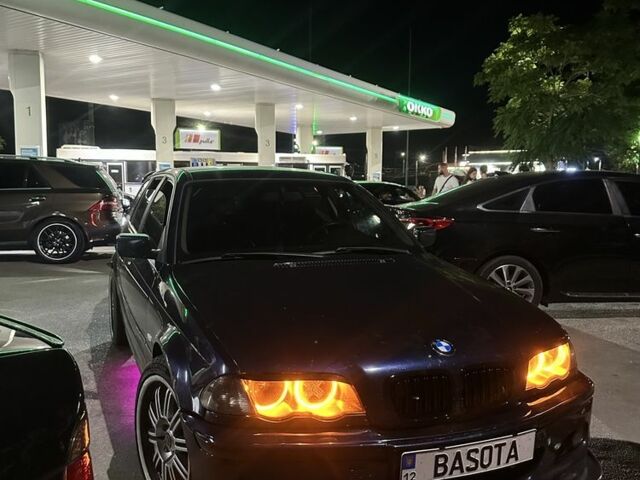 Синий БМВ 3 Серия, объемом двигателя 1.9 л и пробегом 120 тыс. км за 5302 $, фото 1 на Automoto.ua