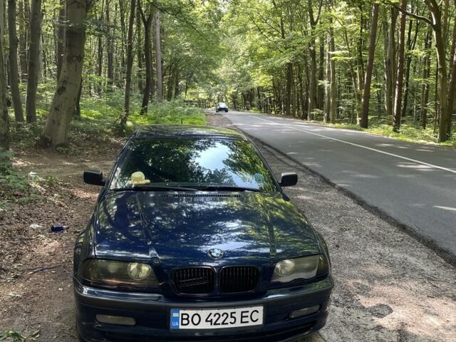 Синий БМВ 3 Серия, объемом двигателя 2 л и пробегом 324 тыс. км за 3000 $, фото 1 на Automoto.ua