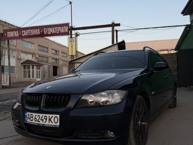 Синій БМВ 3 Серія, об'ємом двигуна 2 л та пробігом 270 тис. км за 5499 $, фото 1 на Automoto.ua