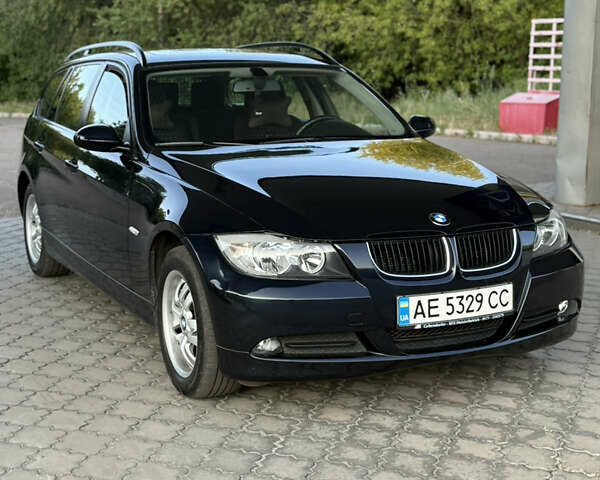 Синий БМВ 3 Серия, объемом двигателя 2 л и пробегом 185 тыс. км за 6499 $, фото 1 на Automoto.ua