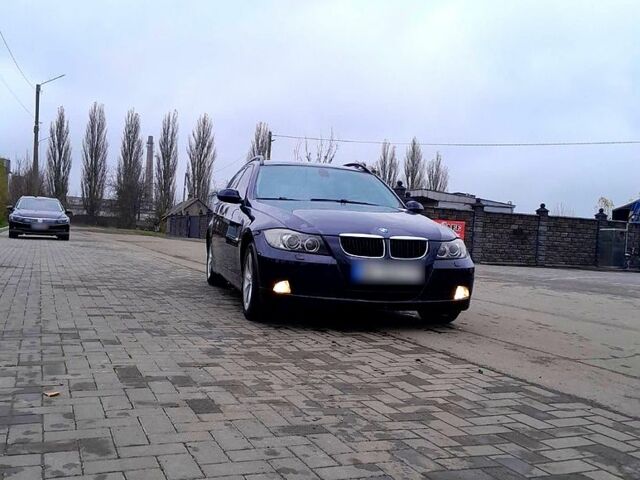 Синий БМВ 3 Серия, объемом двигателя 2 л и пробегом 201 тыс. км за 5000 $, фото 1 на Automoto.ua