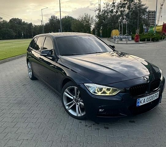 Синий БМВ 3 Серия, объемом двигателя 2 л и пробегом 295 тыс. км за 12000 $, фото 1 на Automoto.ua