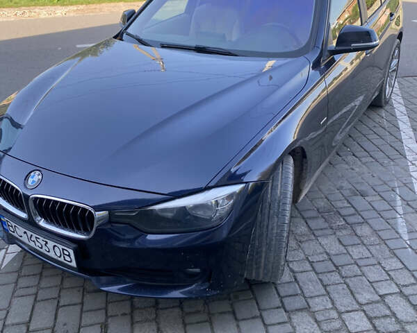 Синій БМВ 3 Серія, об'ємом двигуна 2 л та пробігом 297 тис. км за 13100 $, фото 1 на Automoto.ua