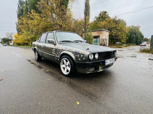 Зеленый БМВ 3 Серия, объемом двигателя 2.5 л и пробегом 999 тыс. км за 2504 $, фото 1 на Automoto.ua