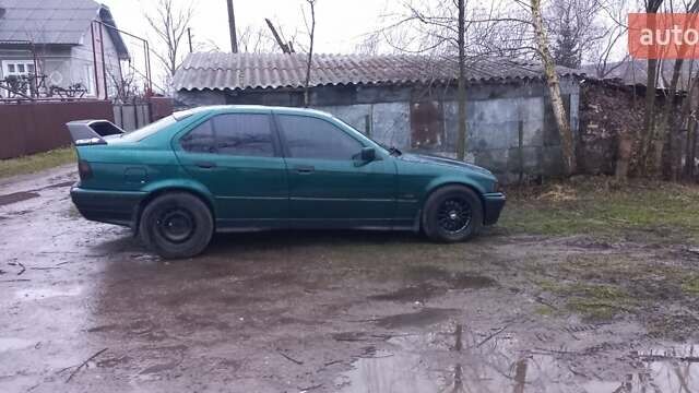Зеленый БМВ 3 Серия, объемом двигателя 2.5 л и пробегом 390 тыс. км за 3800 $, фото 1 на Automoto.ua