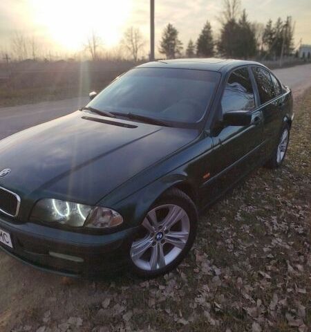 Зеленый БМВ 3 Серия, объемом двигателя 1.9 л и пробегом 300 тыс. км за 3099 $, фото 1 на Automoto.ua