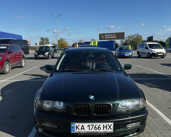 Зеленый БМВ 3 Серия, объемом двигателя 1.8 л и пробегом 372 тыс. км за 5500 $, фото 1 на Automoto.ua