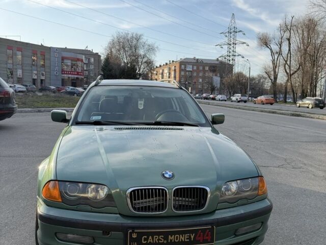Зеленый БМВ 3 Серия, объемом двигателя 2 л и пробегом 111 тыс. км за 2950 $, фото 1 на Automoto.ua