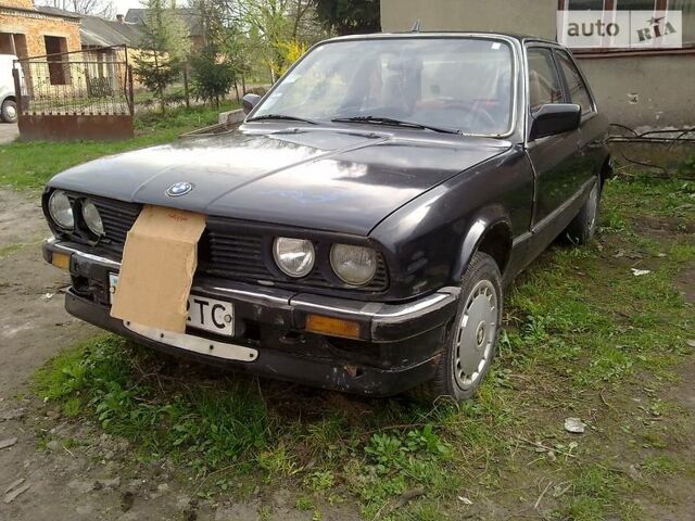 Чорний БМВ 316, об'ємом двигуна 1.8 л та пробігом 330 тис. км за 750 $, фото 1 на Automoto.ua