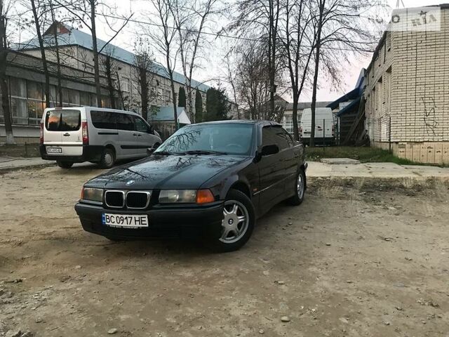 БМВ 318, об'ємом двигуна 1.8 л та пробігом 305 тис. км за 4700 $, фото 1 на Automoto.ua